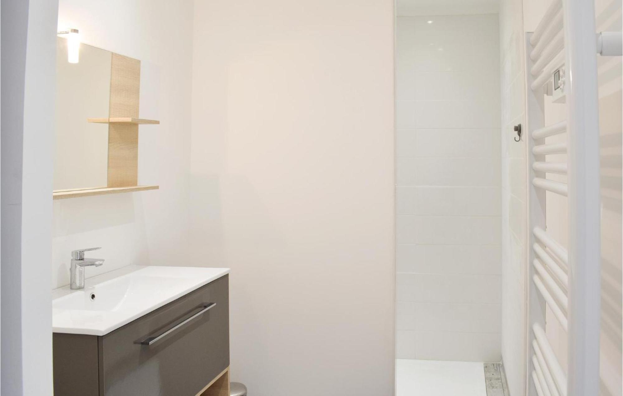 Amazing Home In Saint-Germain-Sur-Ay With Wifi 外观 照片