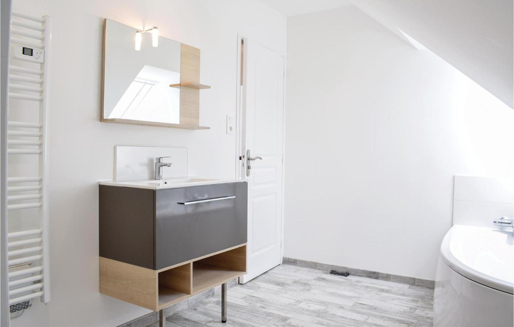 Amazing Home In Saint-Germain-Sur-Ay With Wifi 外观 照片